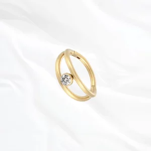 Bijou en titane oreille hypoallergénique doré