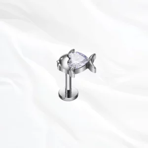 Oreille titane design élégant argenté avec zircon blanc