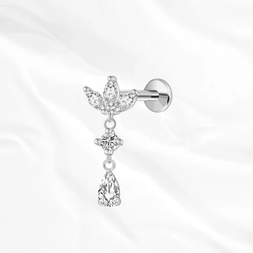 LA MARQUISE TOMBANTE V2 – Image 2