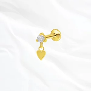 Piercing labret en titane doré "le petit coeur pendentif" avec pendentif cœur poli et zircon clair pour hélix ou lobe