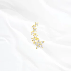 Piercing cluster en titane doré "pluie d'étoiles" motif constellation de zircons pour hélix ou daith