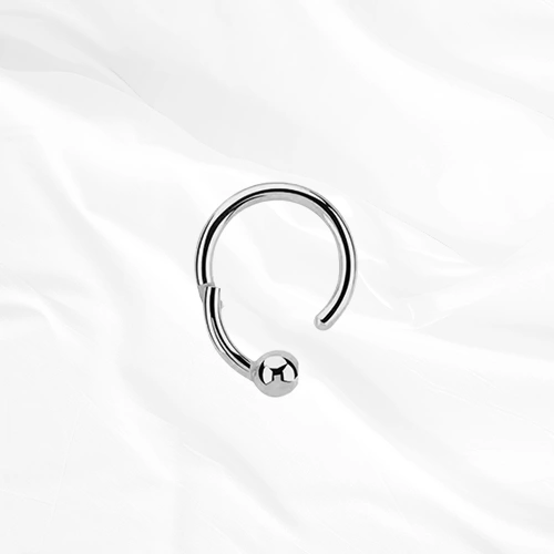 Anneau segment clipsable en titane argenté Anneau Boule Simple, bille polie soudée à une extrémité