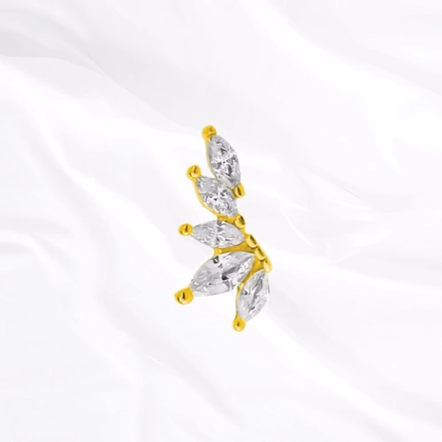 Labret push-in en titane doré L’Aile d’Ange Solo, cinq zircons marquise sertis en éventail, chacun légèrement incliné