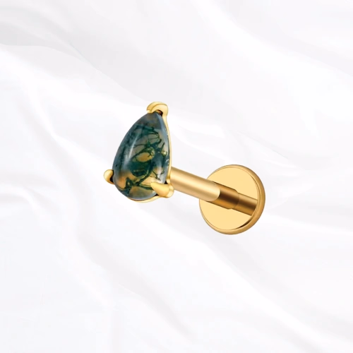 Labret en titane doré La Larme de Jade, pierre d’agate mousse taillée en goutte aux veines vertes
