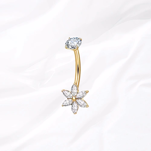 Piercing de nombril banane en titane doré Lily, fleur de lys à six pétales de zircons marquise en corolle symétrique