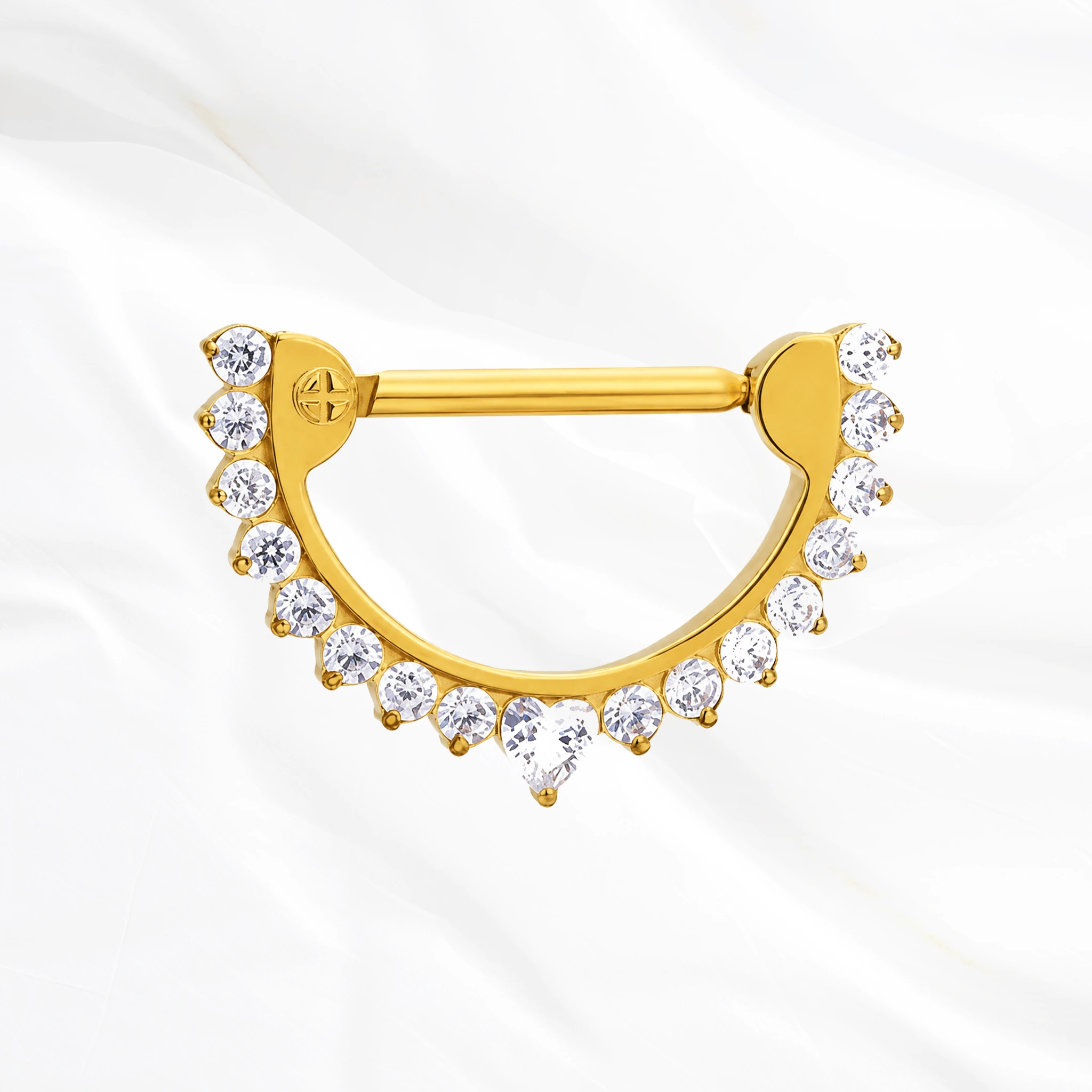 Piercing de téton en titane doré Le Demi-Cercle Brillant, demi-cercle au bord serti de zircons traversé par une barre droite