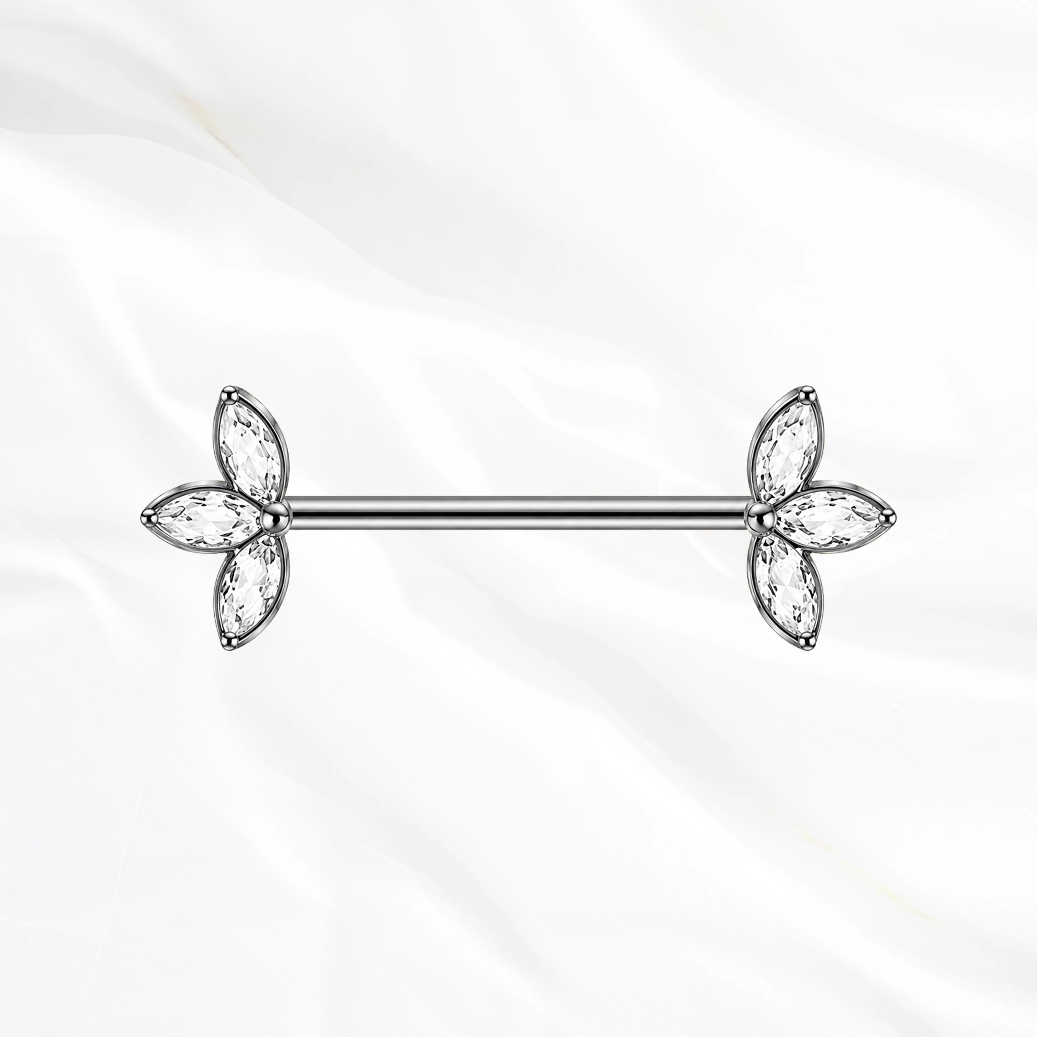 Barre droite en titane argenté Le Double Trident, quatre zircons marquise ouverts en corolle à chaque extrémité