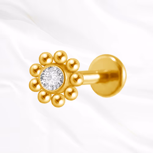 piercing labret en titane doré en forme de fleur, zircon serti au cœur de pétales perlés