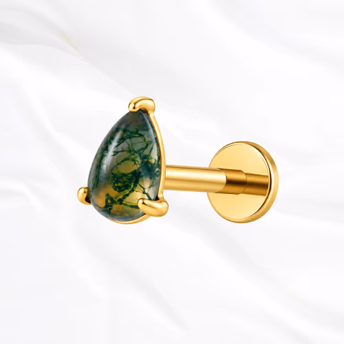 Labret en titane doré La Larme de Jade, pierre d’agate mousse taillée en goutte aux veines vertes