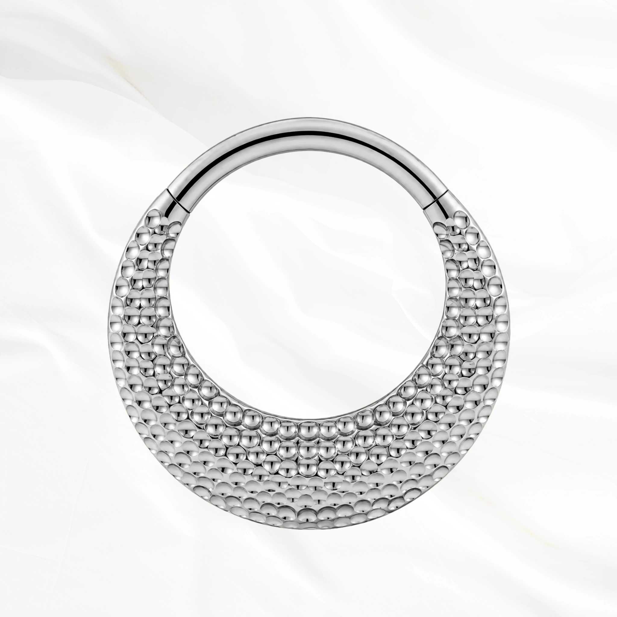 Piercing Le Janus en titane argenté, photo produit