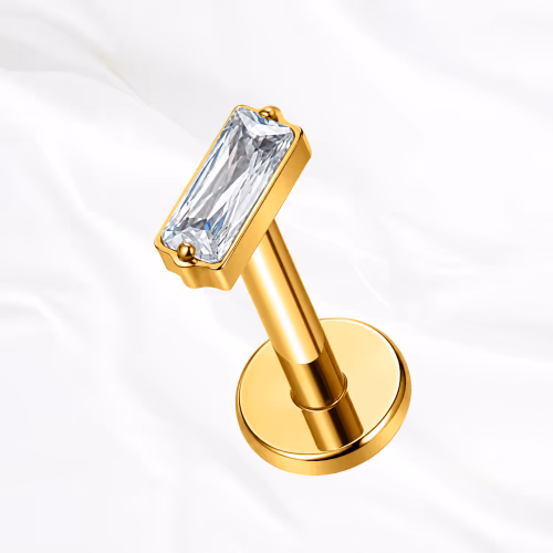 Labret push-in en titane doré Le Rectangle Brillant, zircon taille baguette serti sur quatre griffes